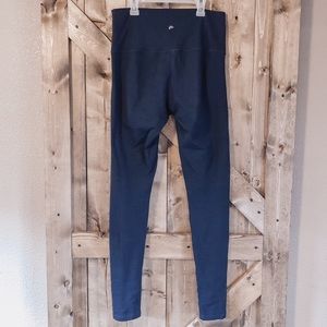 LULULEMON Navy Leggings 28”